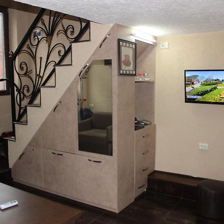Apartment Anzi Batumi Rum bild