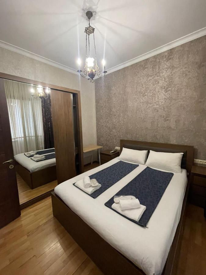 Apartment Anzi Batumi Exteriör bild