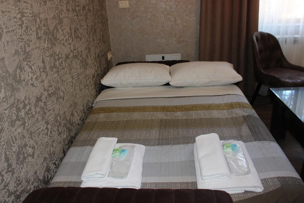 Apartment Anzi Batumi Exteriör bild